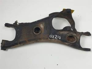 BRAZO SUSPENSION INFERIOR TRASERO IZQUIERDO 8666345 VOLVO XC90 Autodesguaces Alicante