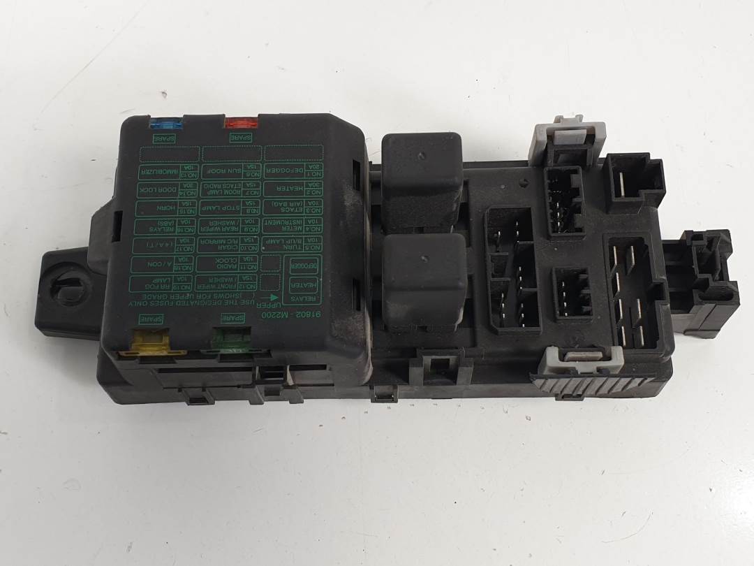 CAJA RELES / FUSIBLES - 91802M2200 - MITSUBISHI - SANTAMO (HYUNDAI)