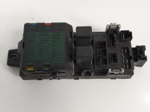 CAJA RELES / FUSIBLES 91802M2200 MITSUBISHI SANTAMO (HYUNDAI) Autodesguaces Alicante