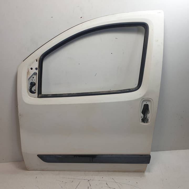 PUERTA DELANTERA IZQUIERDA FIAT QUBO (300) Autodesguaces Alicante