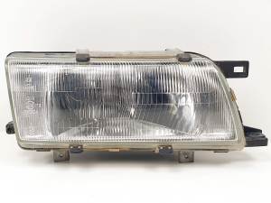 FARO DERECHO NISSAN SUNNY TRAVELLER (Y10) Autodesguaces Alicante