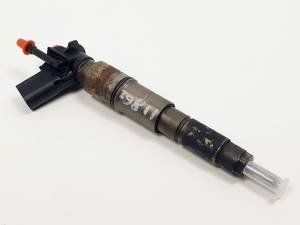 INYECTOR 779272107 BMW SERIE 3 BERLINA (E90) Autodesguaces Alicante