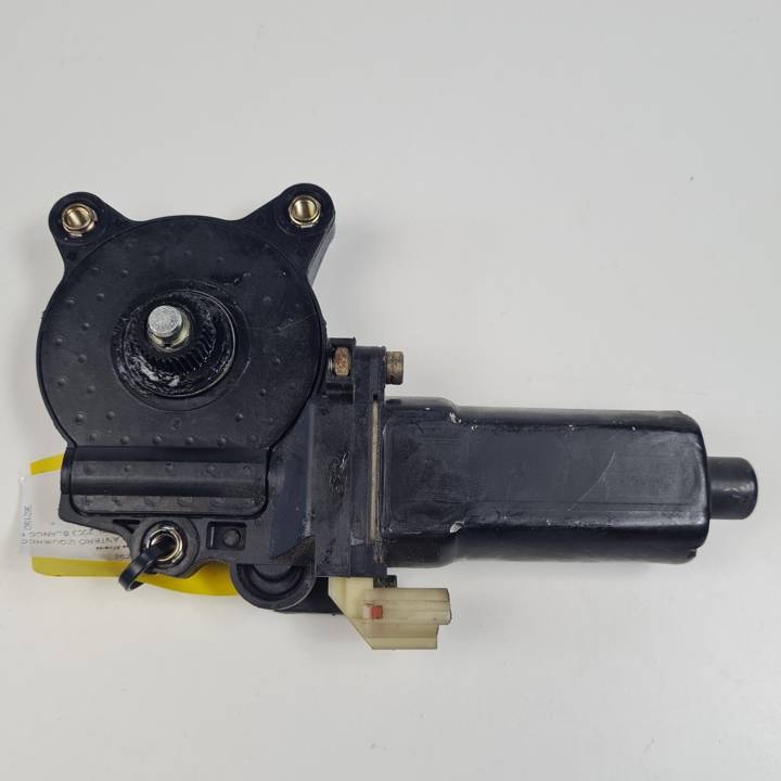 MOTOR ELEVALUNAS DELANTERO IZQUIERDO HYUNDAI ACCENT (LC) Autodesguaces Alicante