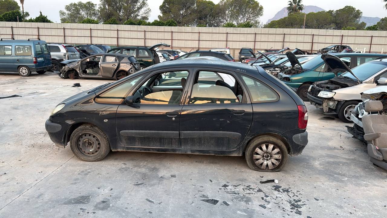 Imagen del vehículo CITROEN XSARA PICASSO