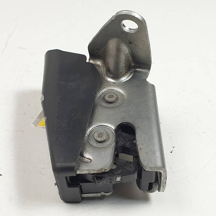 CERRADURA MALETERO / PORTON NISSAN NV 200 (M20) Autodesguaces Alicante