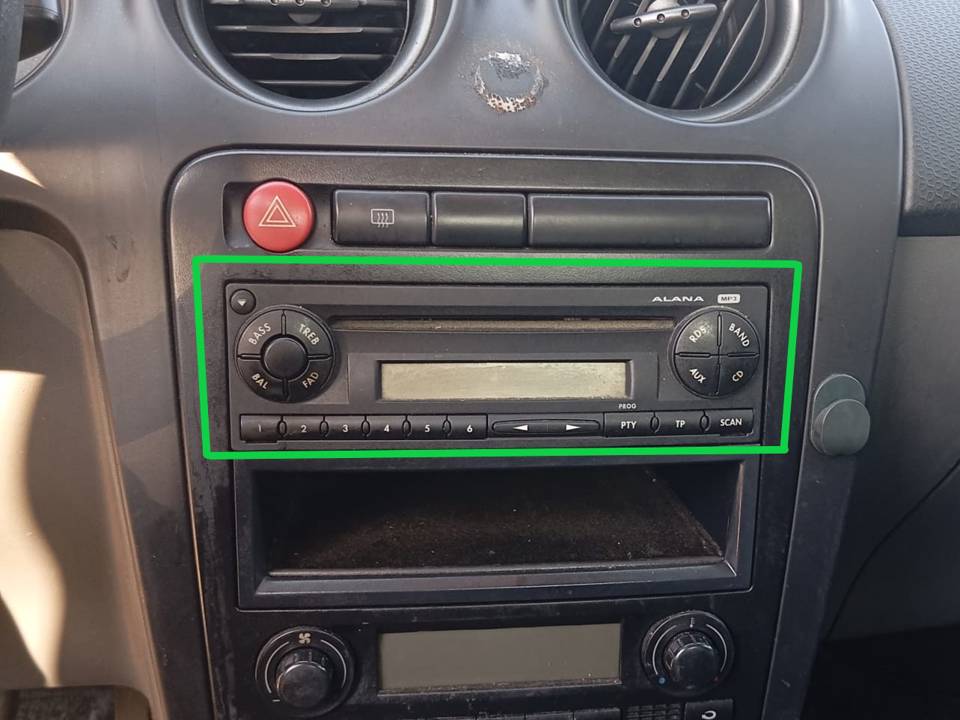 SISTEMA AUDIO / RADIO CD