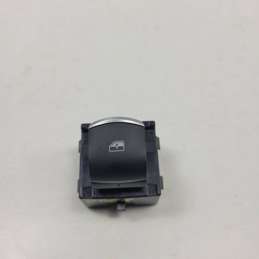 MANDO ELEVALUNAS TRASERO IZQUIERDO - 01561075620 - ALFA ROMEO - STELVIO