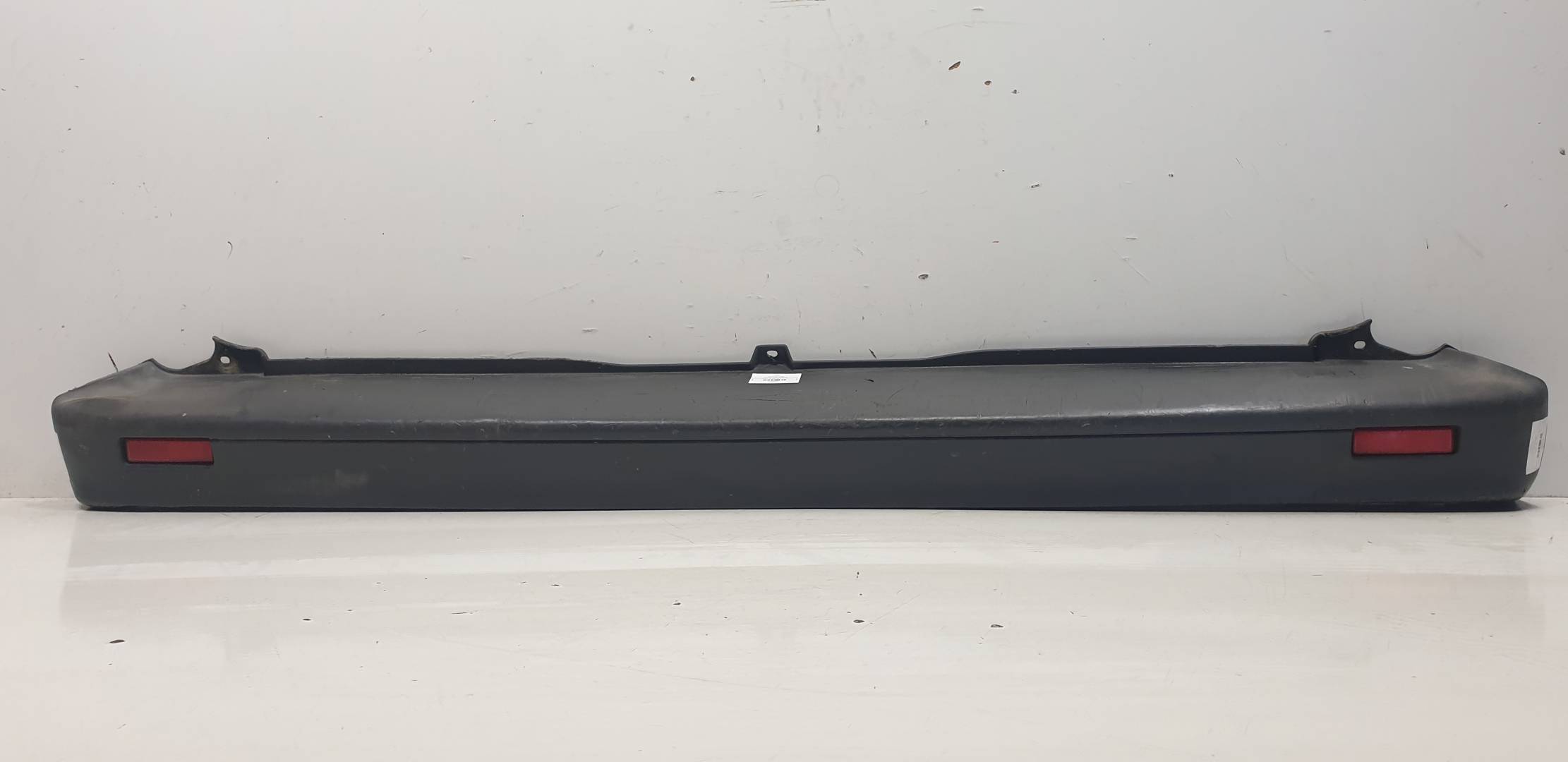 PARAGOLPES TRASERO - RENAULT - TRAFIC COMBI (AB 4.01)