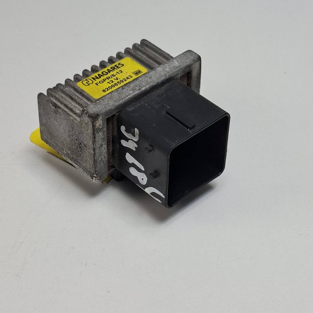 CAJA PRECALENTAMIENTO - 8200859243 - RENAULT - MEGANE III BERLINA 5P
