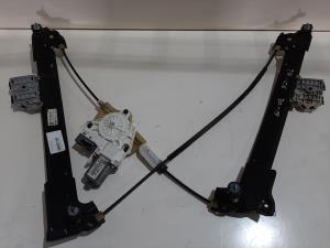 ELEVALUNAS TRASERO DERECHO 9661050180 CITROEN C6 Autodesguaces Alicante