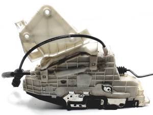 CERRADURA PUERTA TRASERA DERECHA A2217303435 MERCEDES CLASE S (W221) BERLINA Autodesguaces Alicante