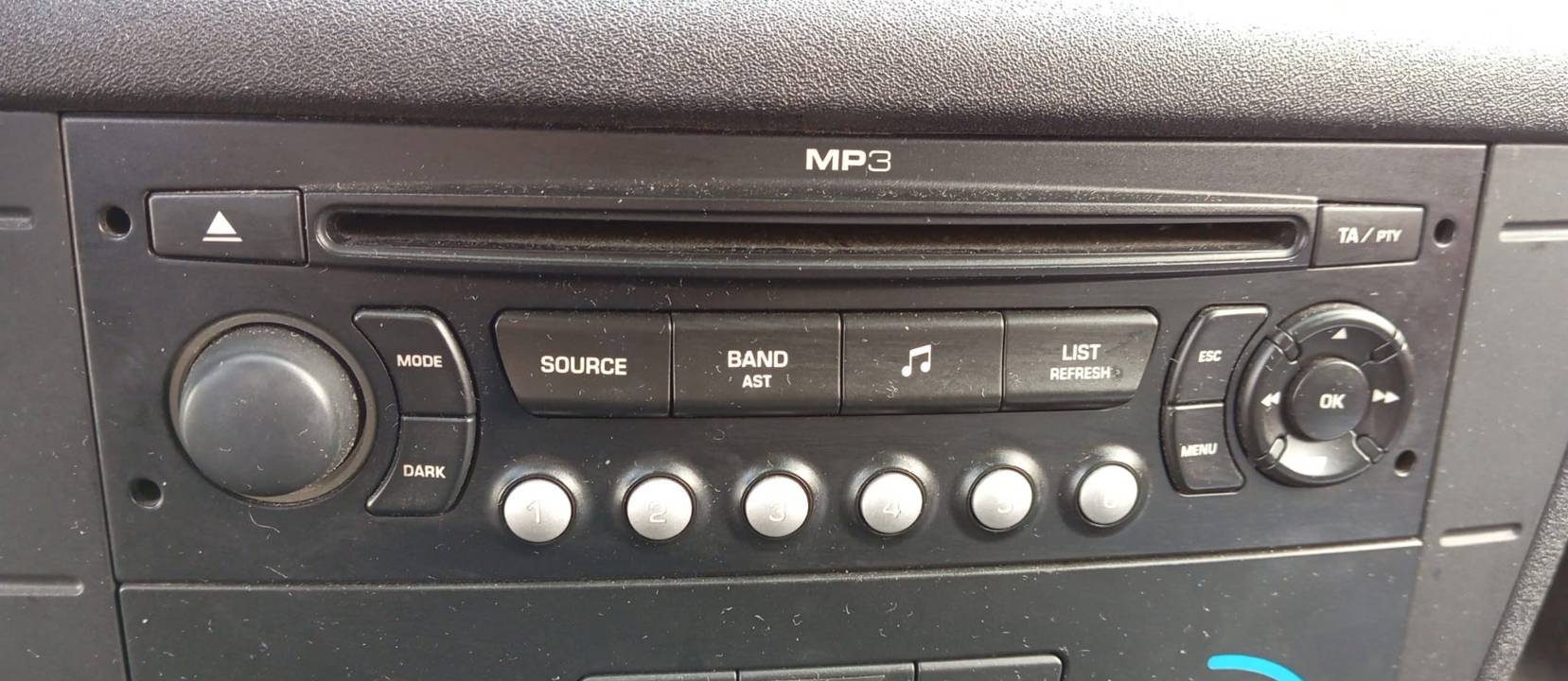 SISTEMA AUDIO / RADIO CD
