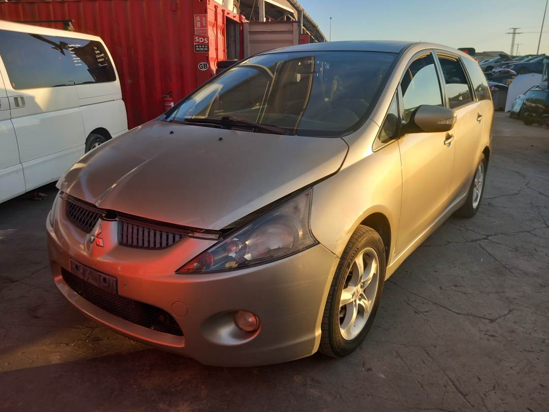 MITSUBISHI GRANDIS (NA0W) (2004 - 2010)
