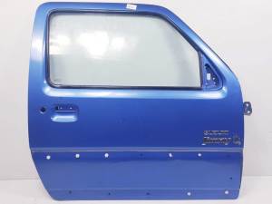 PUERTA DELANTERA DERECHA SUZUKI JIMNY SN (FJ) Autodesguaces Alicante