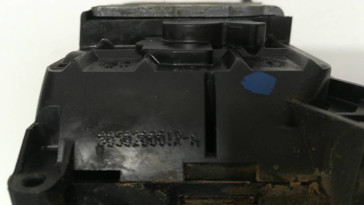 CERRADURA PUERTA DELANTERA DERECHA