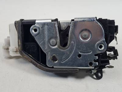 CERRADURA PUERTA DELANTERA IZQUIERDA 7318409 BMW SERIE X3 (F25) Autodesguaces Alicante