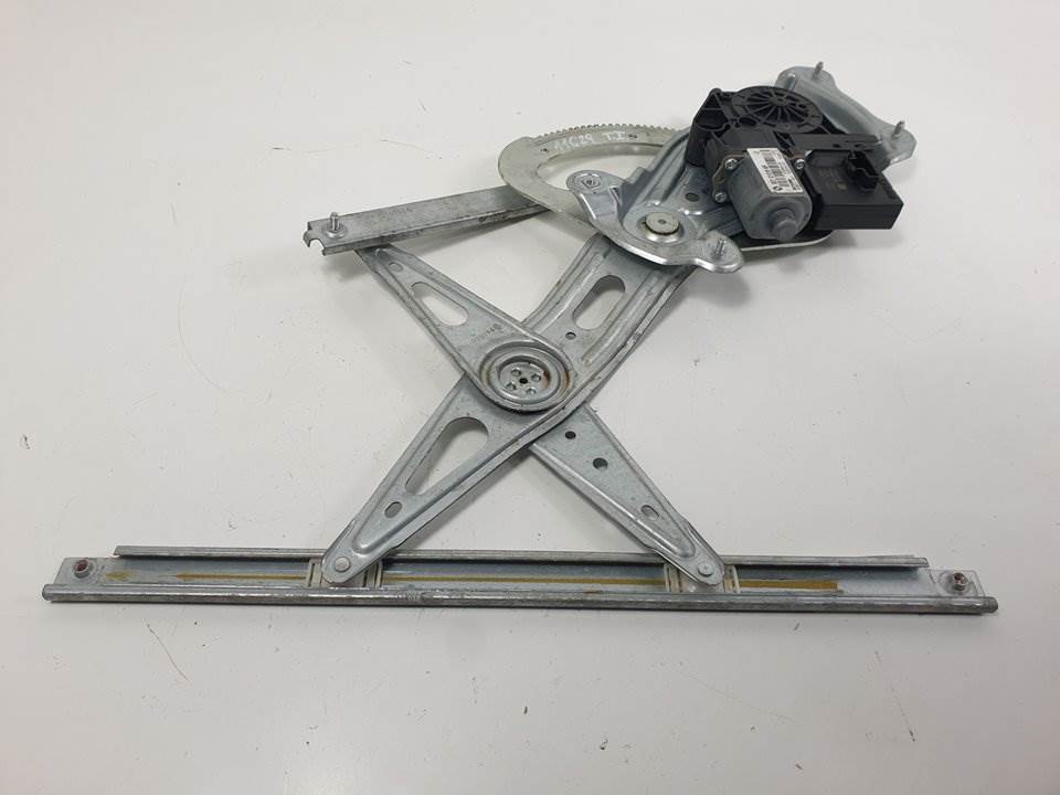 Lève-vitre arrière gauche - 827310166R - RENAULT - SCENIC III (JZ)