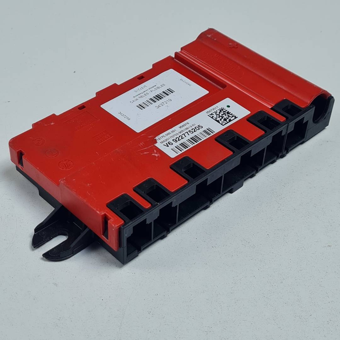 CAJA RELES / FUSIBLES - 922775205 - BMW - SERIE 2 COUPE (F22)