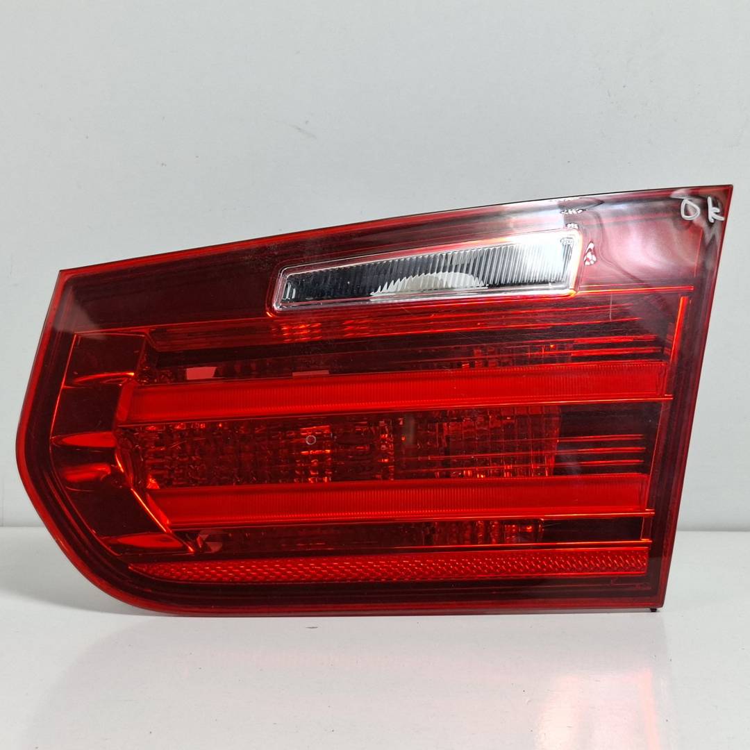 PILOTO TRASERO DERECHO INTERIOR - 63217371112 - BMW - SERIE 3 TOURING (F31)