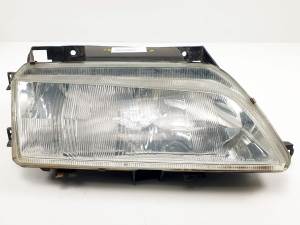 FARO DERECHO 88205034 CITROEN XANTIA BERLINA Autodesguaces Alicante