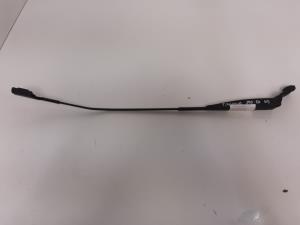 BRAZO LIMPIA DELANTERO DERECHO FIAT 500 (150) Autodesguaces Alicante
