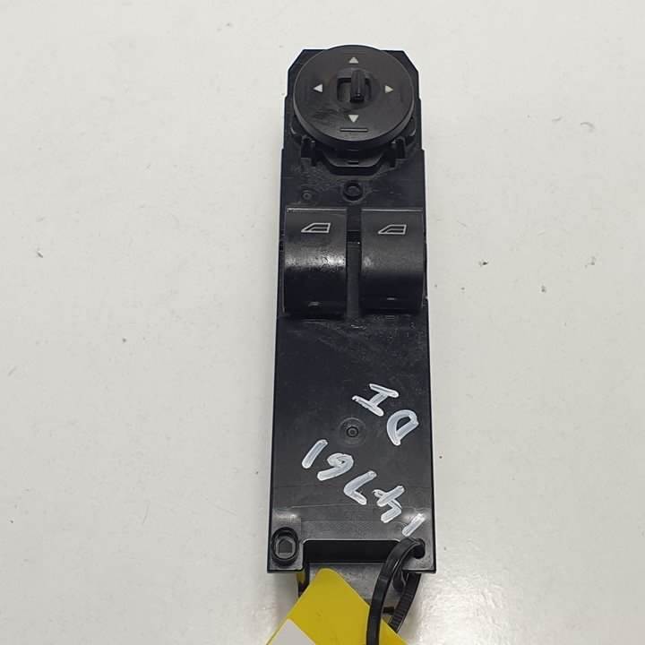 MANDO ELEVALUNAS DELANTERO IZQUIERDO - DT1T14A132FA - FORD - FOCUS LIM.