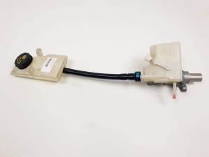 BOMBA FRENO AV612140J FORD C-MAX (CB7) Autodesguaces Alicante