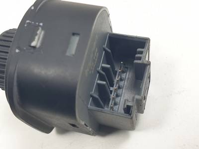 MANDO RETROVISOR VOLKSWAGEN PASSAT BERLINA (3C2) Autodesguaces Alicante