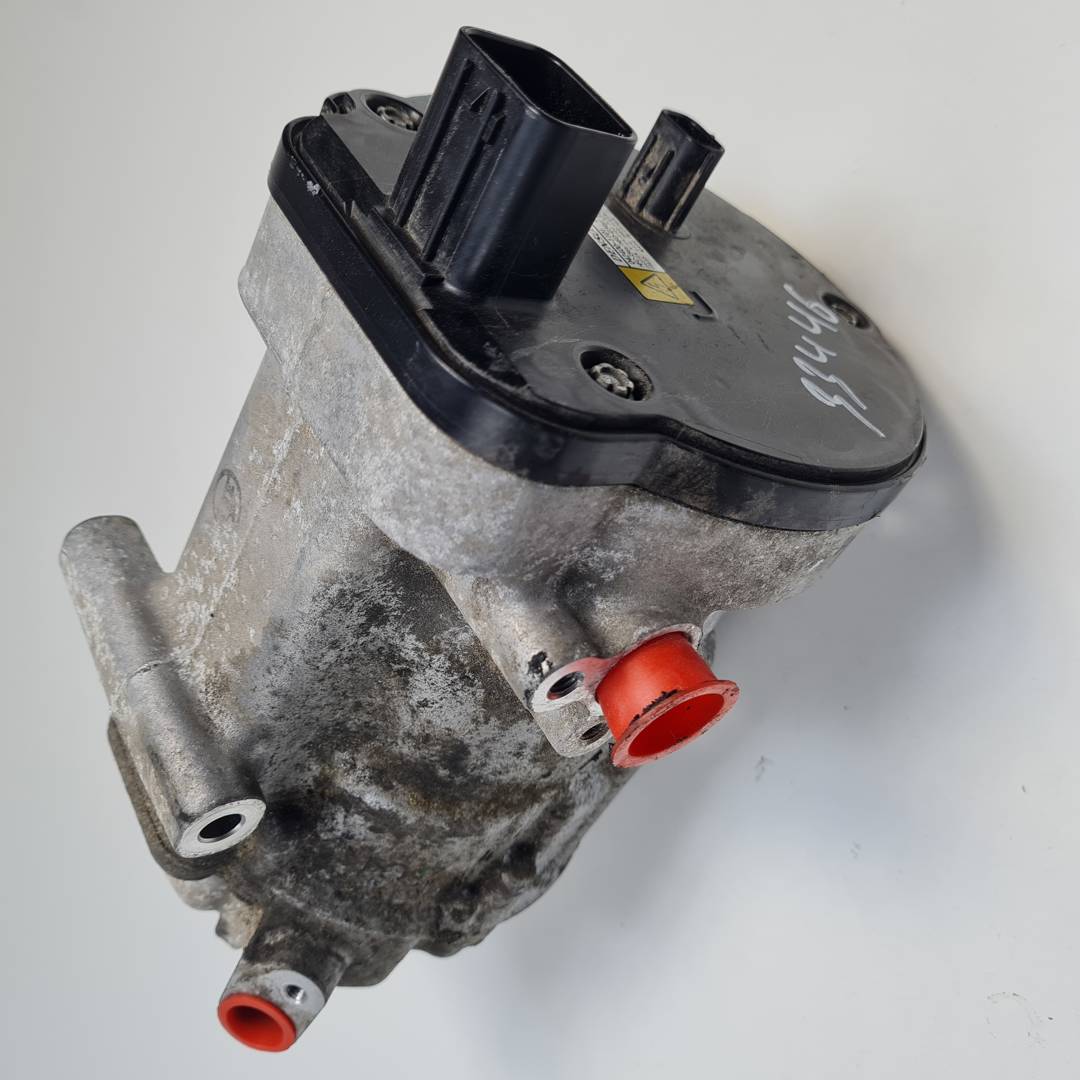 COMPRESOR AIRE ACONDICIONADO - 0424001101 - TOYOTA - RAV4