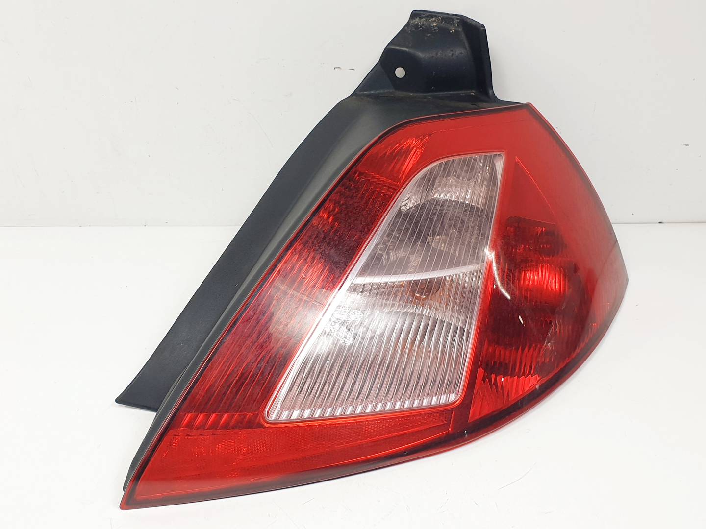 PILOTO TRASERO DERECHO - 8200073237 - RENAULT - MEGANE II BERLINA 5P