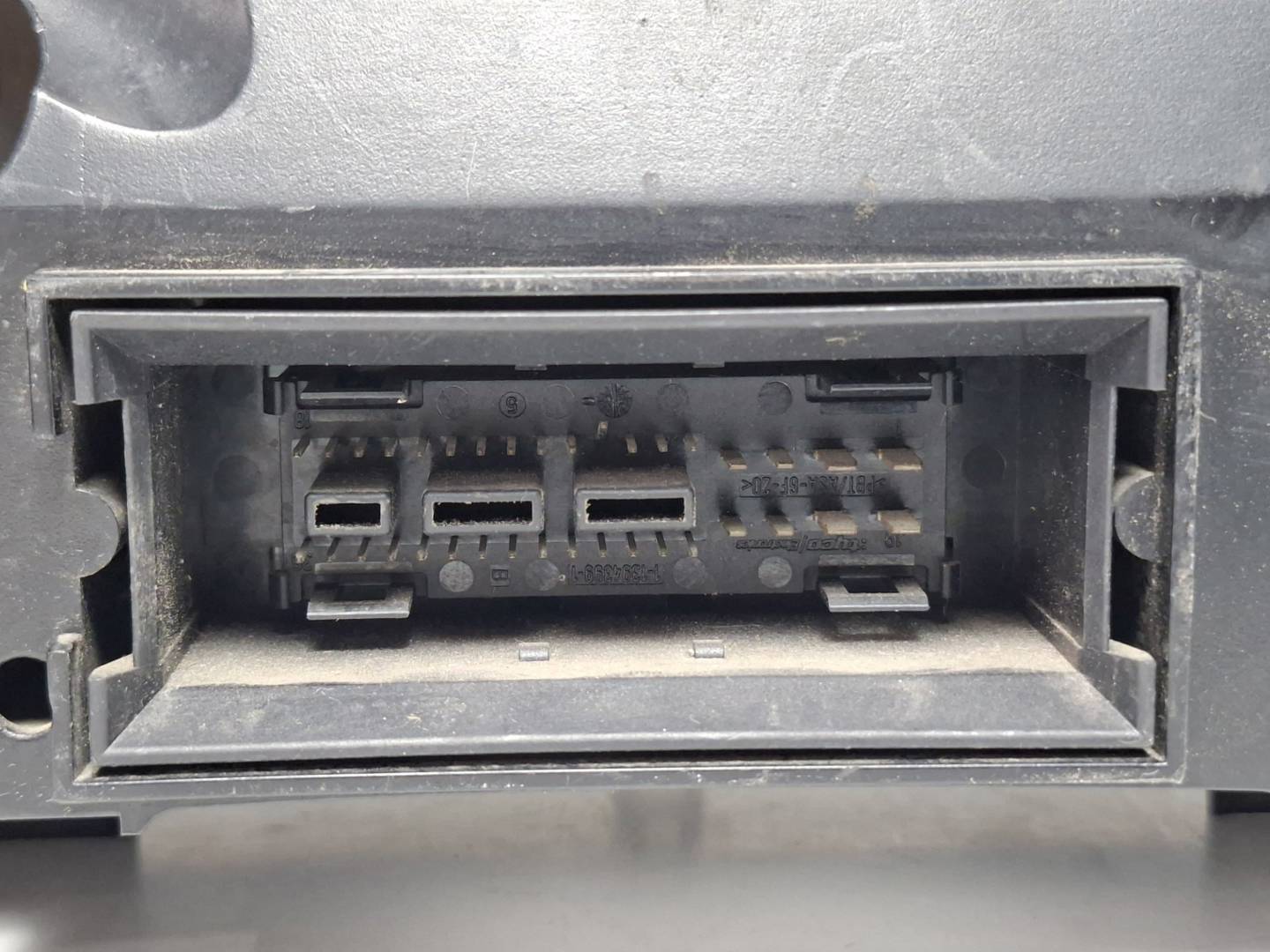 Foto 3 de Cuadro Instrumentos Volkswagen Golf V Berlina (1k1) (2003–2009)
