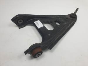 BRAZO SUSPENSION INFERIOR DELANTERO DERECHO A4513330002 SMART SMART FORTWO COUPE (C451) Autodesguaces Alicante