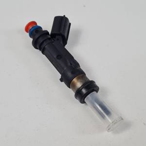 INYECTOR 2320947010 TOYOTA AURIS (E150) Autodesguaces Alicante