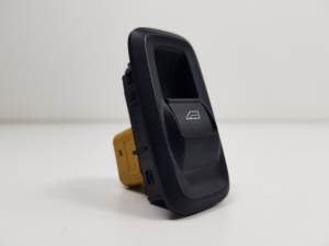 MANDO ELEVALUNAS DELANTERO DERECHO 8A6T14529AB FORD FIESTA (CB1) Autodesguaces Alicante