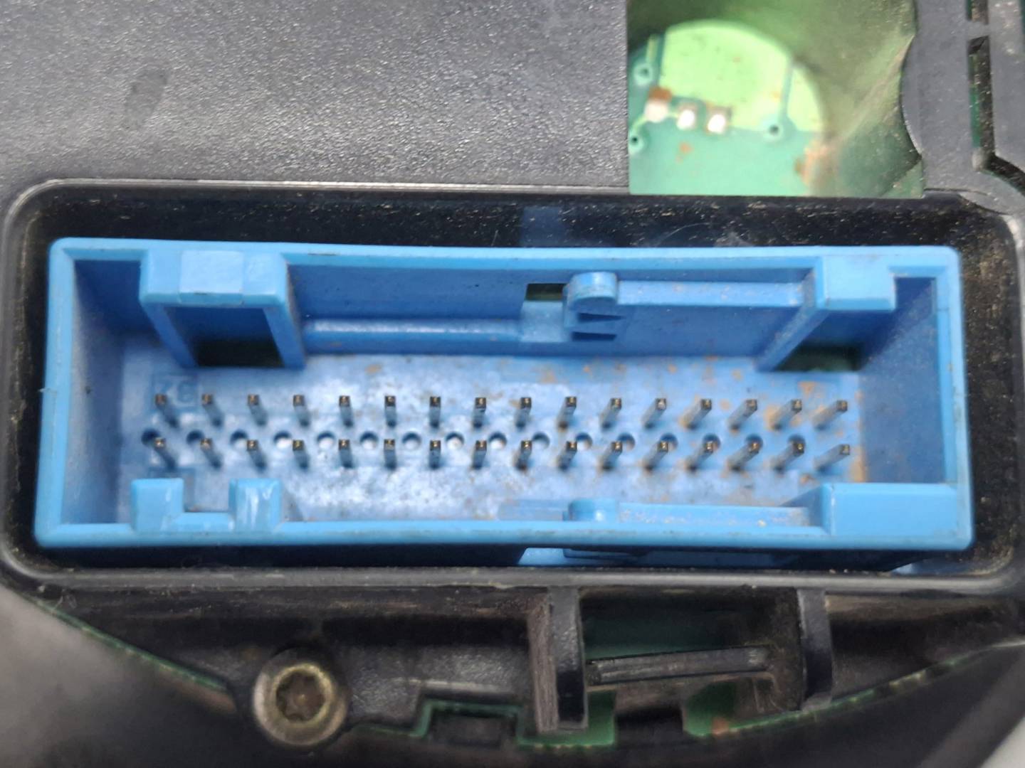 Foto 3 de Cuadro Instrumentos Volkswagen Passat Berlina (3b2) (1996–2000)