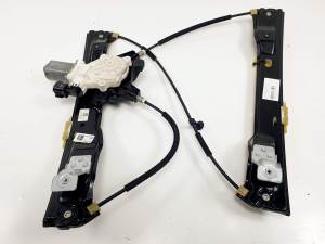 ELEVALUNAS DELANTERO DERECHO BM51A23200BF FORD FOCUS LIM. Autodesguaces Alicante