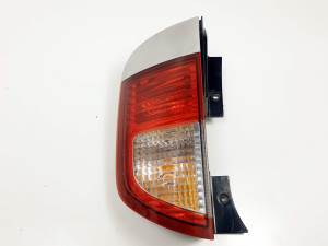 PILOTO TRASERO IZQUIERDO 83601090 SSANGYONG KYRON Autodesguaces Alicante