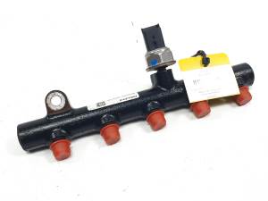 RAMPA INYECTORA 9656391180 PEUGEOT 407 SW Autodesguaces Alicante