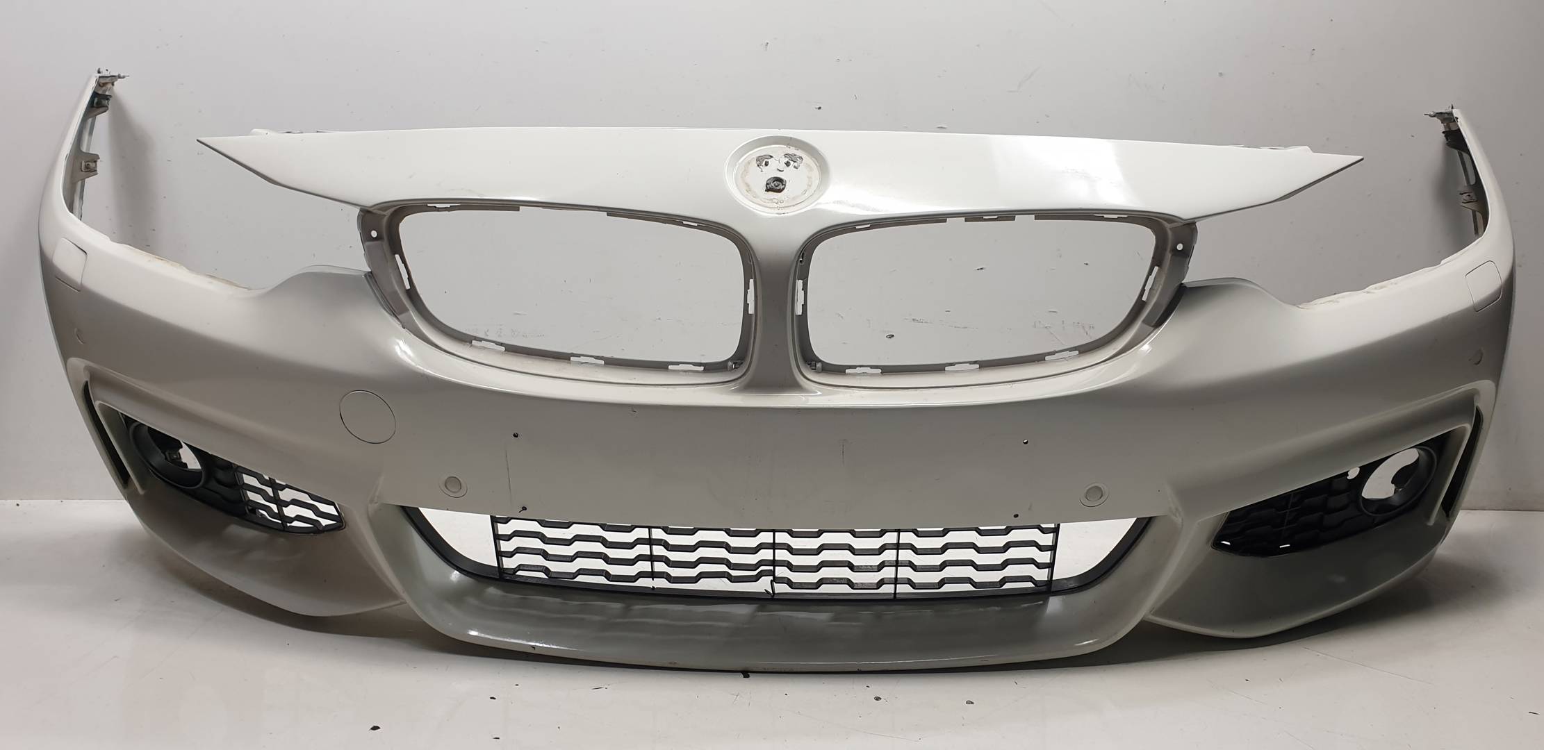 Front bumper - BMW - SERIE 4 COUPE (F32)