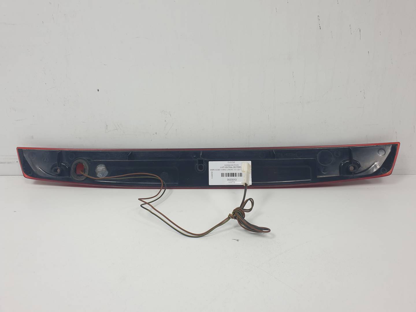 LUZ CENTRAL DE FRENO - A6398200056 - MERCEDES - VIANO (W639)