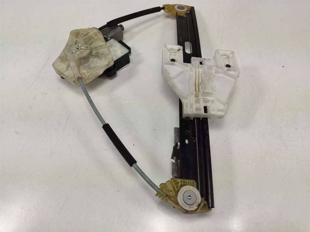 ELEVALUNAS TRASERO IZQUIERDO - 5Q0959811E - SEAT - LEON (5F1)
