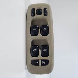 MANDO ELEVALUNAS DELANTERO IZQUIERDO 30773895 VOLVO V70 FAMILIAR Autodesguaces Alicante