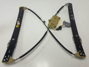 ELEVALUNAS TRASERO IZQUIERDO 4L0959801B AUDI Q7 (4L) Autodesguaces Alicante