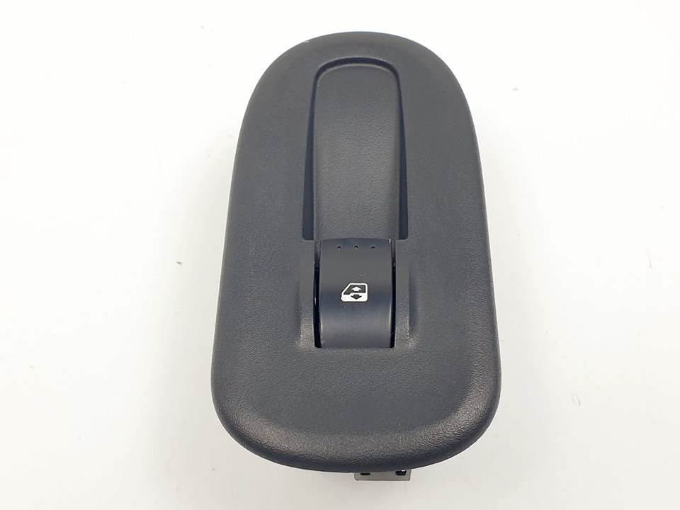 Commande de lève-vitre avant droite - 8200548968 - RENAULT - MASTER KASTEN