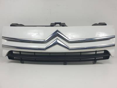 REJILLA DELANTERA 1497651077 CITROEN JUMPY Autodesguaces Alicante