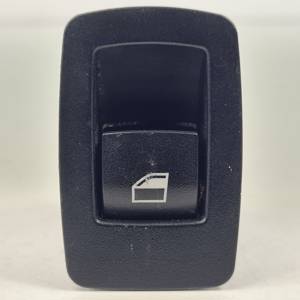 MANDO ELEVALUNAS DELANTERO DERECHO 920810602 BMW SERIE X3 (F25) Autodesguaces Alicante