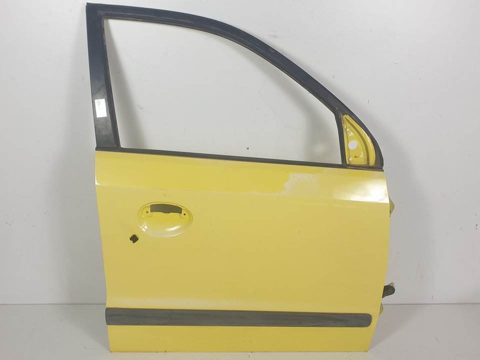 PUERTA DELANTERA DERECHA - HYUNDAI - ATOS (EM)