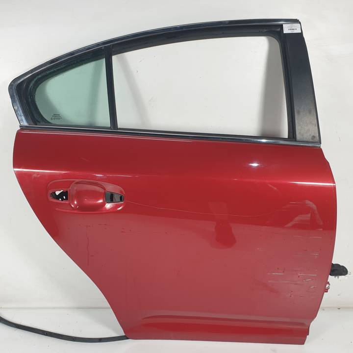 PUERTA TRASERA DERECHA TOYOTA AVENSIS BERLINA (T27) Autodesguaces Alicante