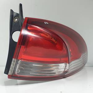 PILOTO TRASERO DERECHO 265507408R RENAULT CLIO IV SPORT TOURER (X98) Autodesguaces Alicante