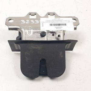 CERRADURA MALETERO / PORTON OPEL INSIGNIA BERLINA Autodesguaces Alicante